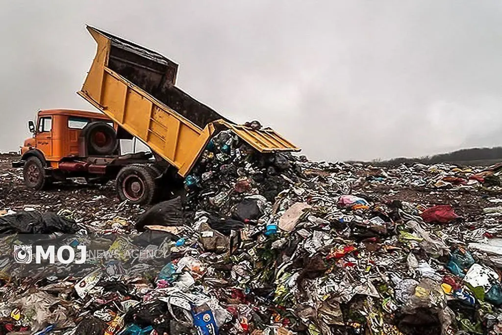جمع‌آوری روزانه زباله با رشد ۱۵ تنی نسبت به سال گذشته در مشهد 