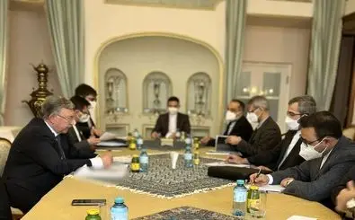 Iranian, Russian top nuclear negotiators hold bilateral talks
