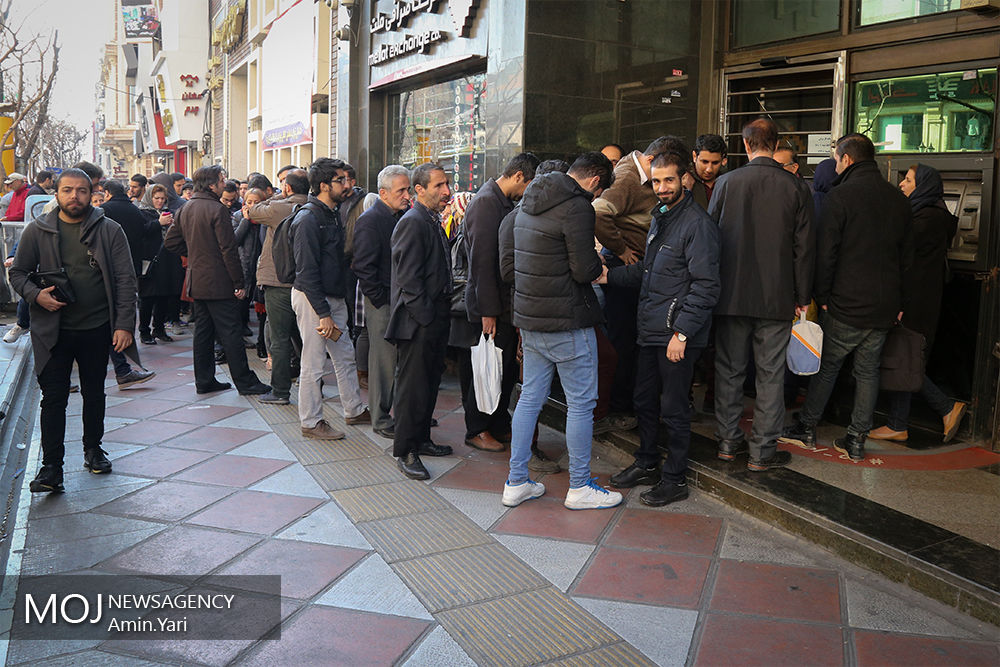 دستگیری ۲۷۷ محتکر و ۵۷ اخلالگر بازار سکه و ارز در سراسر کشور