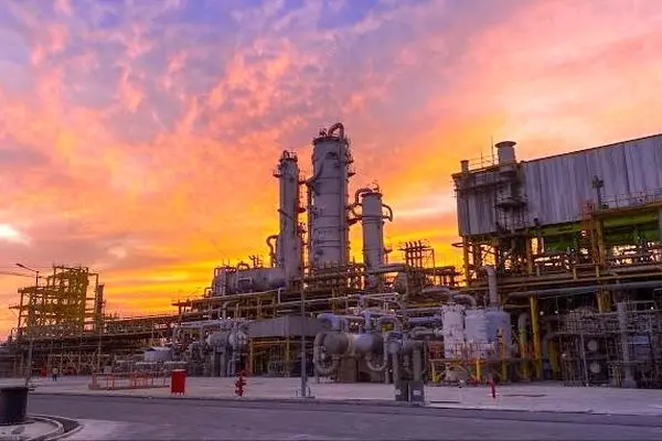 تحریم و جنگ هم حرکت پرشتاب «خلیج‌فارس» را متوقف نکرد/ از رشد تولید تا تداوم تکمیل طرح‌ها در شش‌ماهه نخست