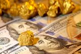 صعود قیمت جهانی طلا متوقف شد