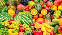 کاهش قیمت میوه و صیفی جات تا ده روز دیگر / دلایل گرانی سیب در بازار چیست؟