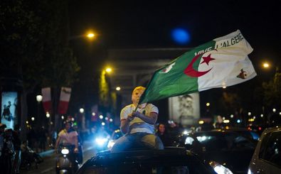 بازداشت 282 نفر از طرفداران تیم ملی فوتبال الجزایر در فرانسه