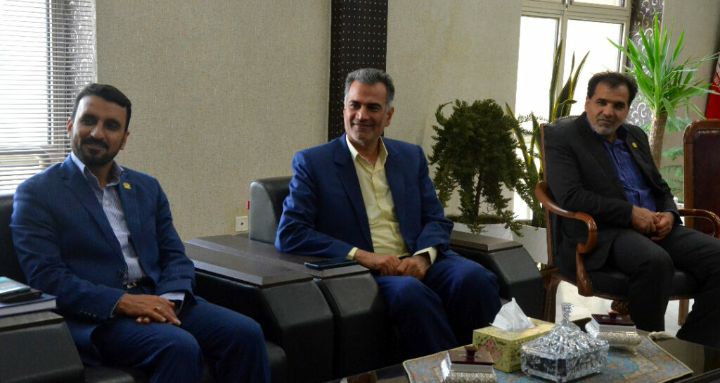 دیدار شهردار میبد با مدیر امور شعبه بانک سپه  یزد برای توسعه همکاری ها در حوزه مدیریت شهری