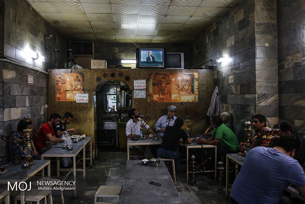 قهوه خانه ها بسته شوند، پاتوق های زیر زمینی رونق می گیرند/به جای قهوه خانه ها جلوی مافیای دخانیات در ایران گرفته شود