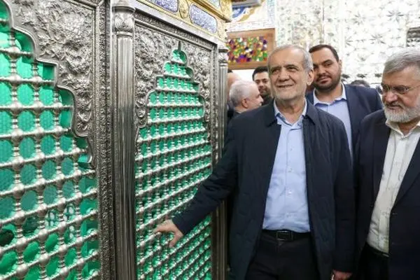  پزشکیان به زیارت بارگاه امام‌زاده جعفر بن موسی الکاظم (ع) رفت
