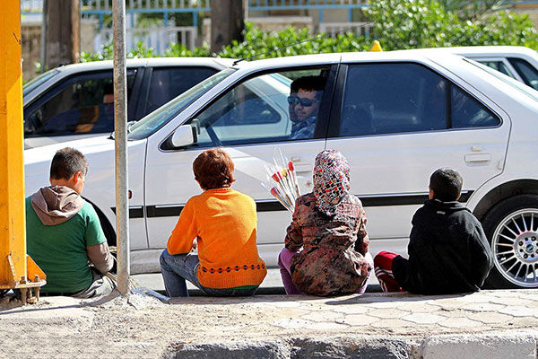 به کودکان خیابانی پول ندهید ۵۵ درصد آن ها ایرانی نیستند