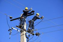 شبکه برق 33 روستای حوزه برق شمال سنندج اصلاح شد