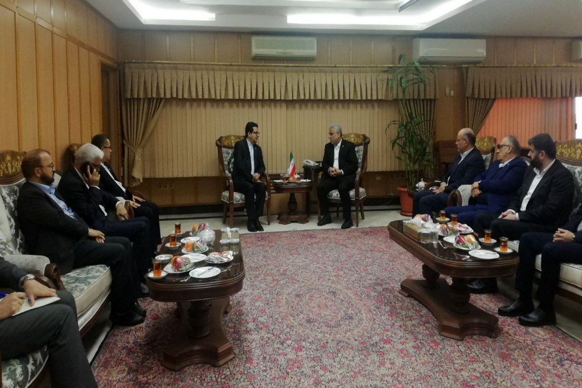 استاندار گیلان با سفیر ایران در باکو دیدار کرد
