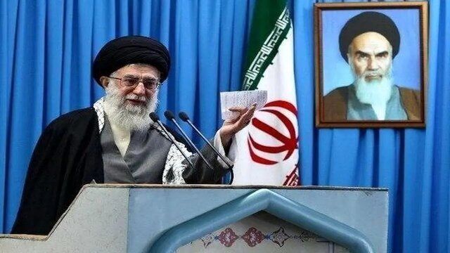 نماز جمعه تهران تا ساعاتی دیگر به امامت رهبر انقلاب اقامه می‌شود + فیلم