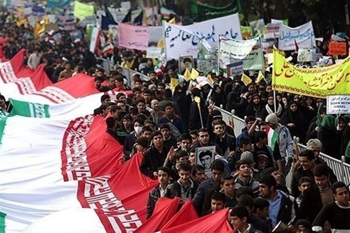 مسجد جامع، کانون راهپیمایی مردم کرمانشاه در 13 آبان