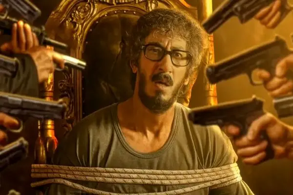 «مرد عینکی» بهرام افشاری می‌آید