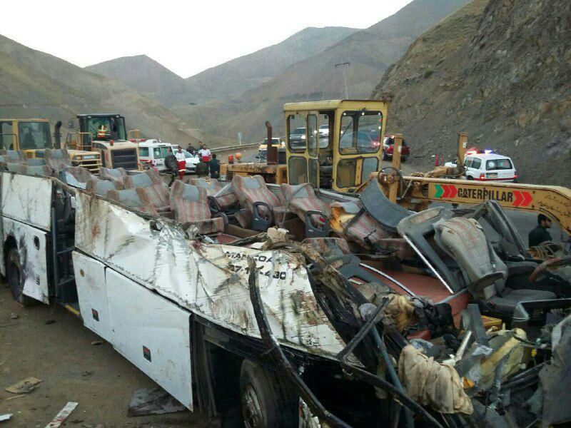 جزئیات مرگ ۱۵ مسافر در جاده چالوس