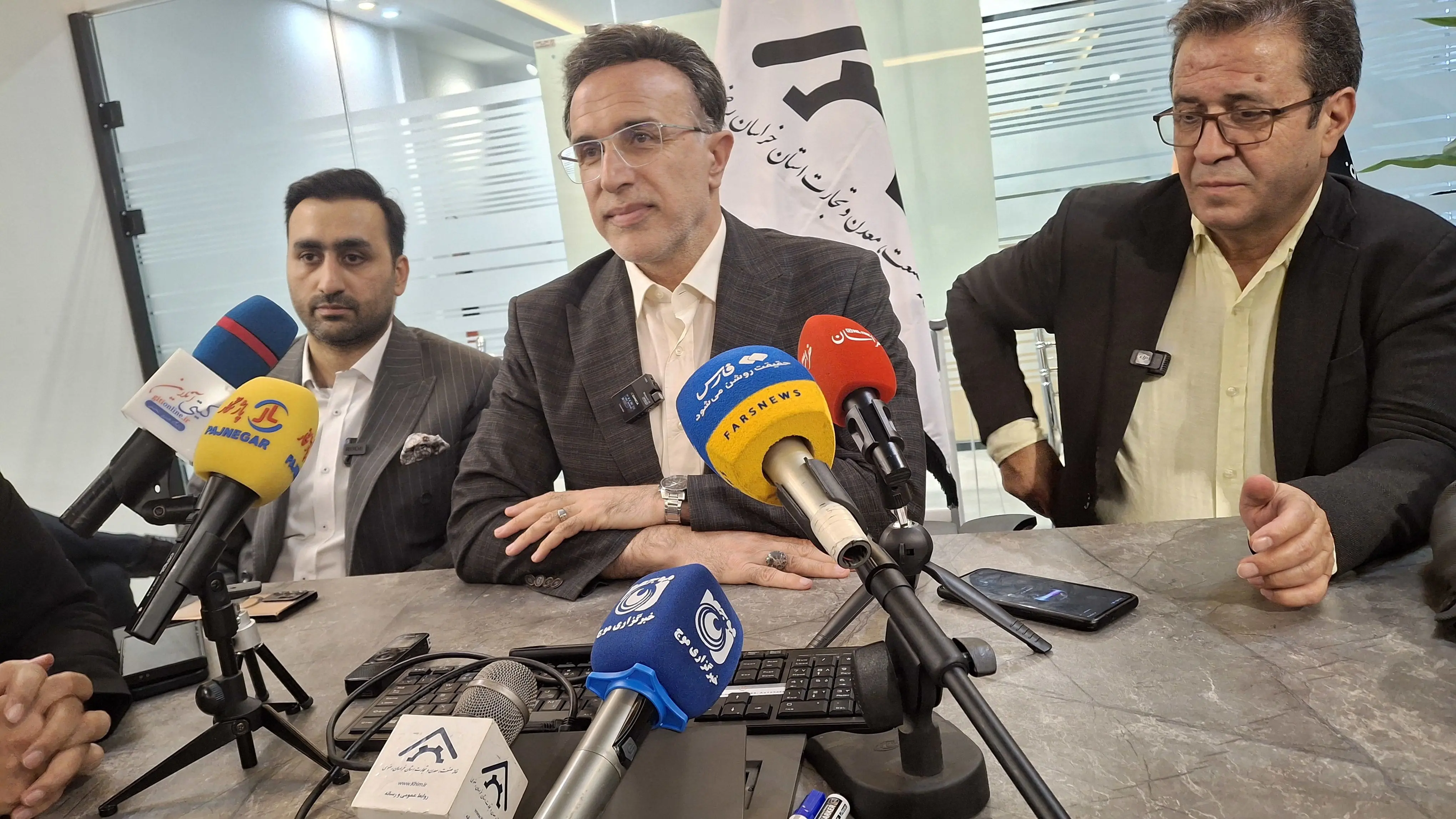 رشد صادرات خراسان رضوی دو برابر میانگین کشور / مسیر بدون توقف در شرق کشور