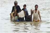 215 killed due to Monsoon rains in Pakistan