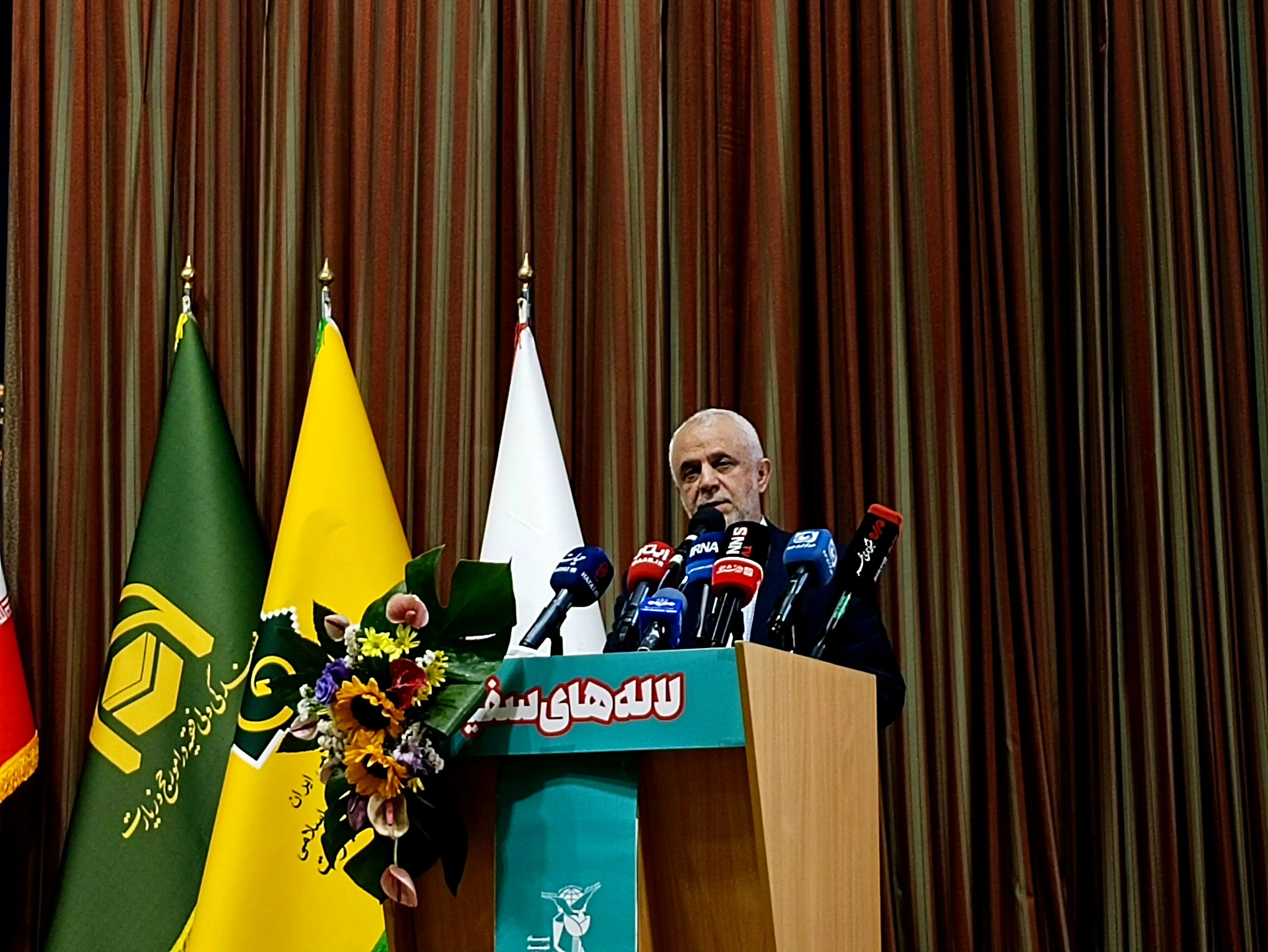 «لاله‌های سفید» یادآور مظلومیت و عظمت شهدای منا است