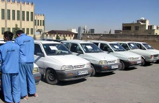 دستگیری 2 سارق خودرو در اصفهان / کشف 31 دستگاه خودروی پراید مسروقه