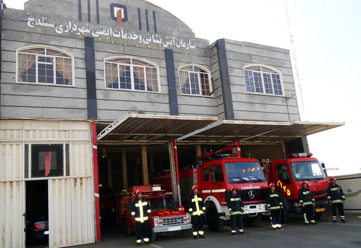 ۱۷۰ آتش نشان برای مقابله با حوادث چهارشنبه سوری در سنندج آماده باش هستند