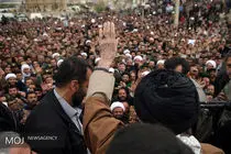 جلسه‌ رسیدگی به مشکلات زلزله‌زدگان کرمانشاه با حضور رهبر انقلاب آغاز شد