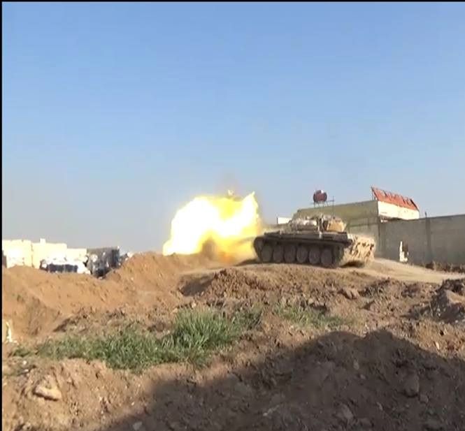 ارتش سوریه ماشین جنگی داعش را در جنوب دیر الزور منهدم کرد