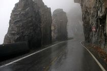 بارش باران در محورهای ۲ استان مازندران و گلستان