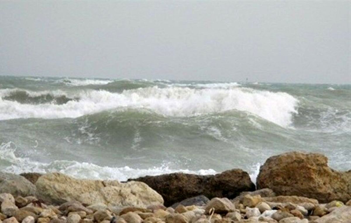 باد جنوب شرقی و متلاطم شدن دریا مورد انتظار است