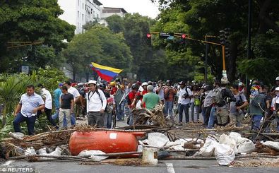 دستکاری در نتایج انتخابات ونزوئلا؛ اتهامی که دولت رد می‌کند
