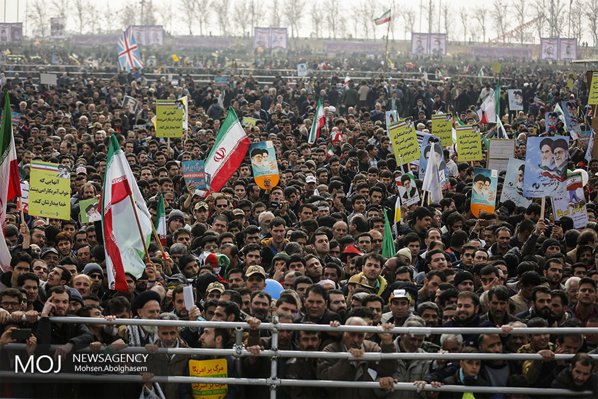 آغاز راهپیمایی 22 بهمن 