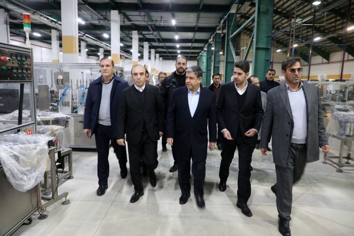 استاندار اردبیل.   