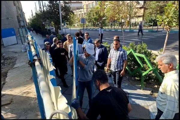آغاز عملیات برداشتن سازه‌های کارگاهی اطراف تئاتر شهر تهران