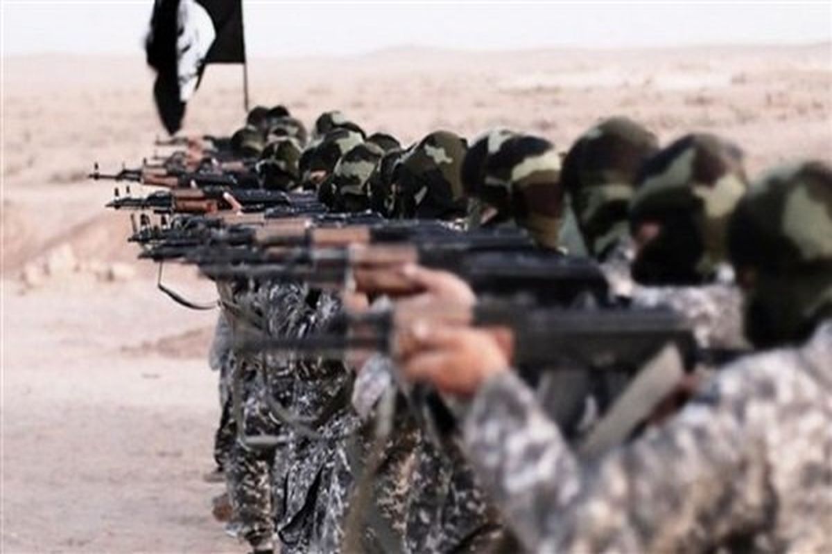 اسیر کردن عناصر داعش ممنوع است/کشته شدن ۵۳ داعشی در شمال الطبقه