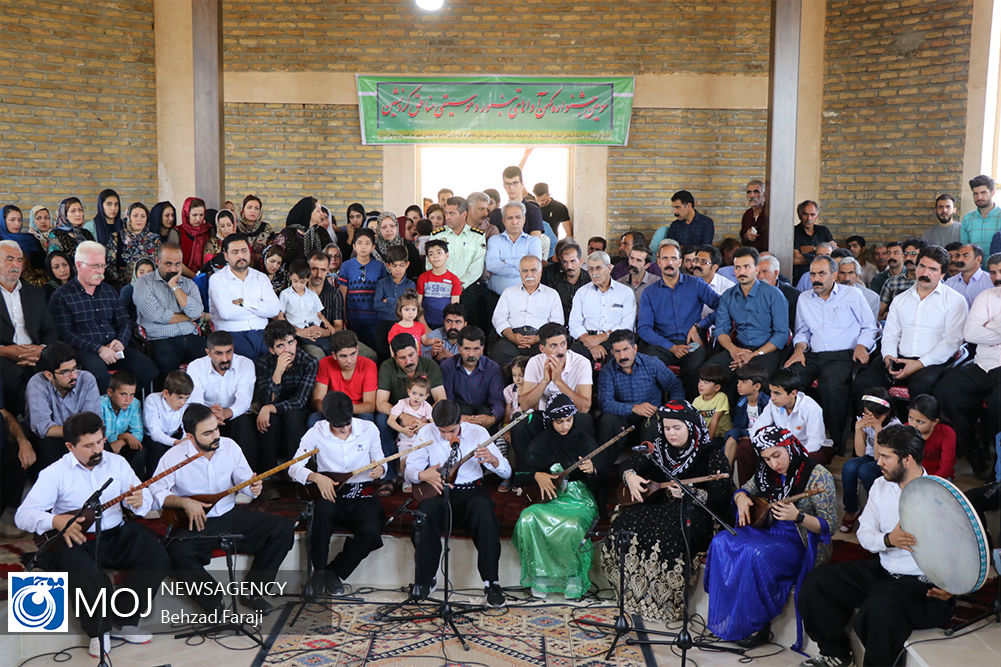 سومین جشنواره موسیقی کهن آواهای تنبور در دالاهو کرمانشاه