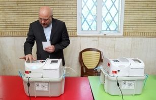 رئیس مجلس شورای اسلامی رای خود را ثبت نمود