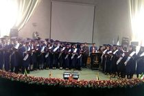[جشن فارغ التحصیلی 80 دانش آموخته رشته پزشکی دانشگاه علوم پزشکی گیلان در رشت برگزار شد