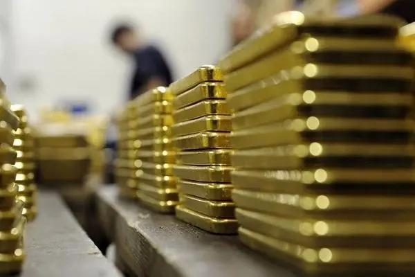 طلای جهانی کاهش یافت