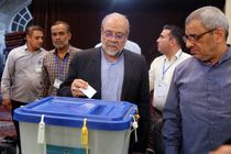 دبیر مجمع تشخیص مصلحت نظام رای خود را به صندوق انتخابات انداخت