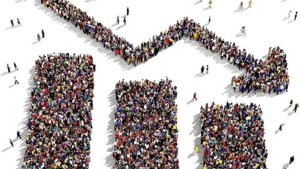 جامعه ایران در آستانه ورود به «سیاه‌چاله جمعیتی» + فیلم