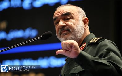 ملت ایران در موعد مناسب انتقام‌ می گیرد