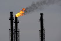 استراتژی نفتی ایران با تملک پالایشگاه های فرامرزی 