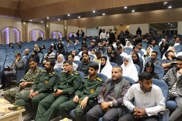 ۲۰۰ سری جهیزیه توسط قرارگاه منطقه‌ای کربلا نیروی زمینی سپاه توزیع شد