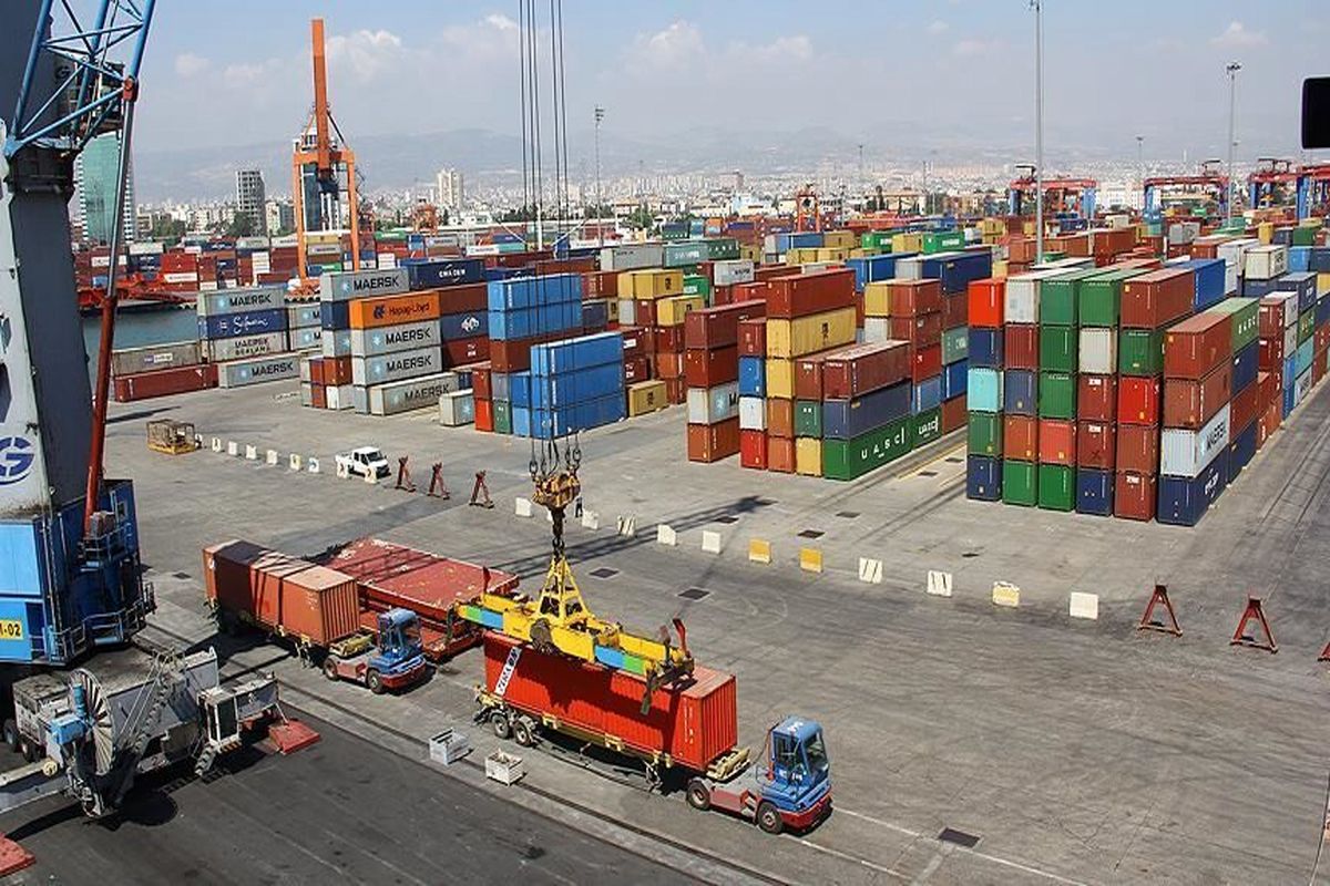 رشد تجارت خارجی گمرکات مازندران در 8 ماهه سال‌جاری و افزایش ارزش صادرات کالا