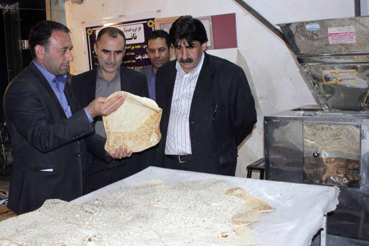 روزانه 70 هزار قرص نان از استان لرستان به کرمانشاه ارسال می‌شود