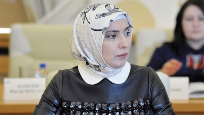 زن مسلمان داغستانی در انتخابات ریاست جمهوری با پوتین رقابت می کند