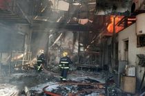 زخمی شدن بیش از ۲۰ تن بر اثر وقوع حریق و ریزش ساختمانی تجاری در بغداد