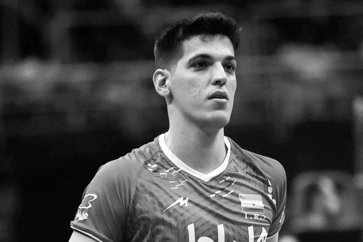 مراسم تشییع پیکر مرحوم صابر کاظمی در روستای قانقرمه + فیلم