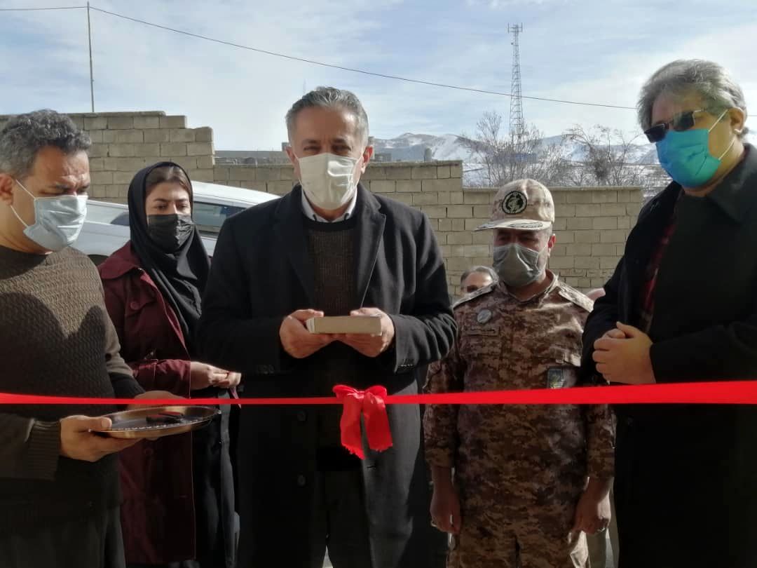 کتابخانه عمومی شهید صالحیان روستای میرده سقز افتتاح شد