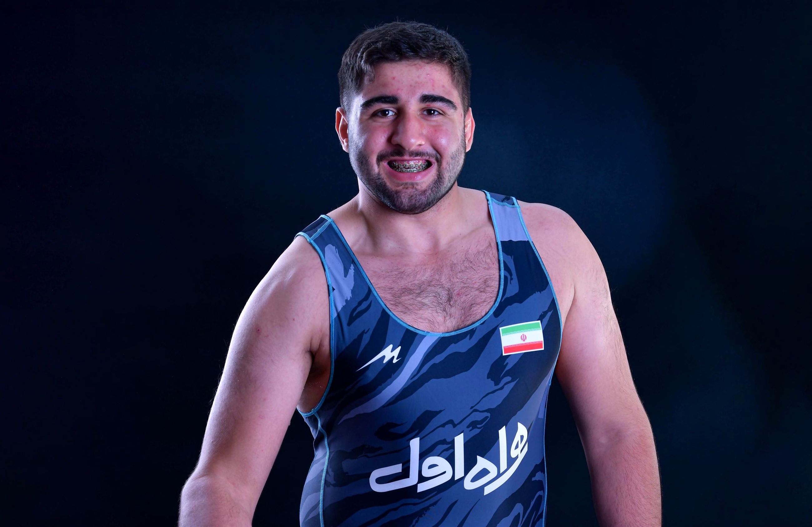 نشان طلای کشتی فرنگی آسیا بر گردن ورزشکار استان فارس