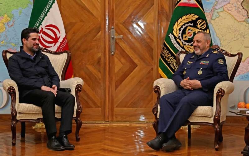 وزیر دفاع با سرپرست سازمان هواپیمایی کشوری دیدار کرد