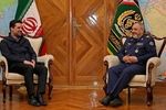 وزیر دفاع با سرپرست سازمان هواپیمایی کشوری دیدار کرد