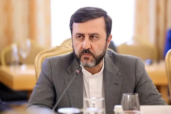 دور نخست مذاکرات طبیعتا بر این اساس شکل گرفت که دو طرف یک ارزیابی از یکدیگر داشته باشند